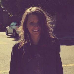 Meet your Posher, Aliza